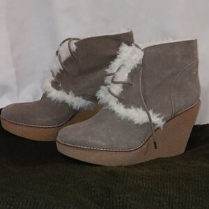 GAP Taupe Suede Wedge Boots with Fur Trim